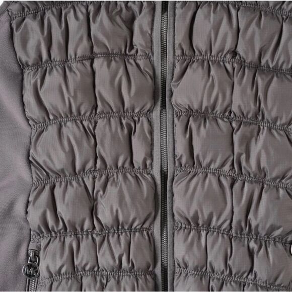 Michael Kors Women's Puffer Vest
Full Zip Up Lightweight - Picture 3 of 11